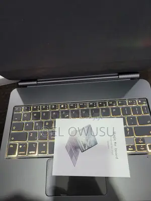Wireless Keyboard for iPad