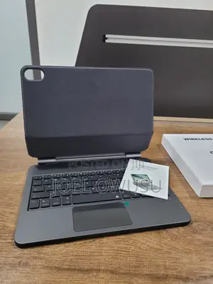 Wireless Keyboard for iPad