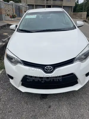 Toyota Corolla LE Eco 4dr Sedan (1.8L 4cyl CVT) 2016 White