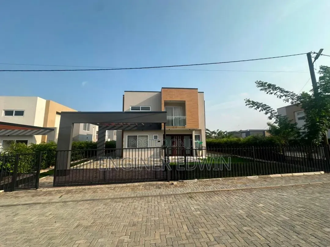 4bdrm House in Little Legon for sale