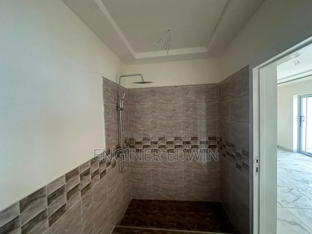 4bdrm House in Little Legon for sale