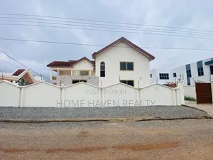 8bdrm House in East Legon, Police Station for rent