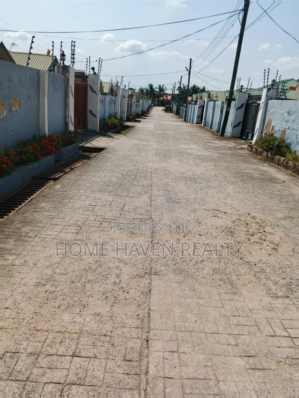 2bdrm House in Amasaman Police for sale