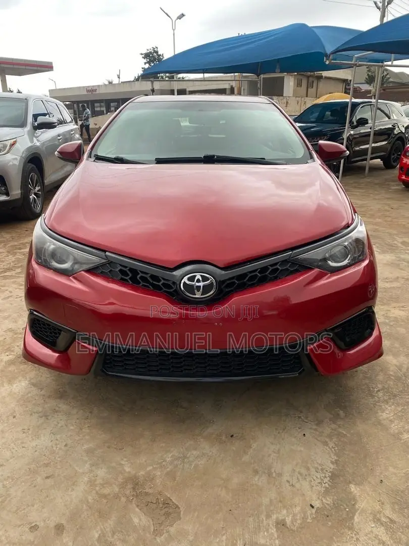 Toyota Corolla 2017 Red