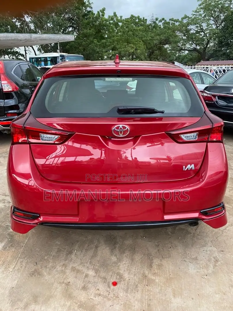 Toyota Corolla 2017 Red