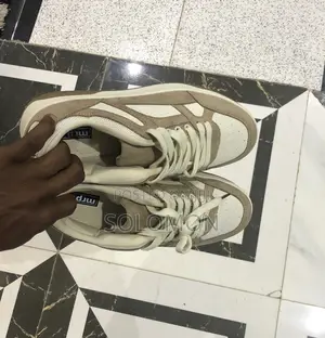 Vinny’s Shoe