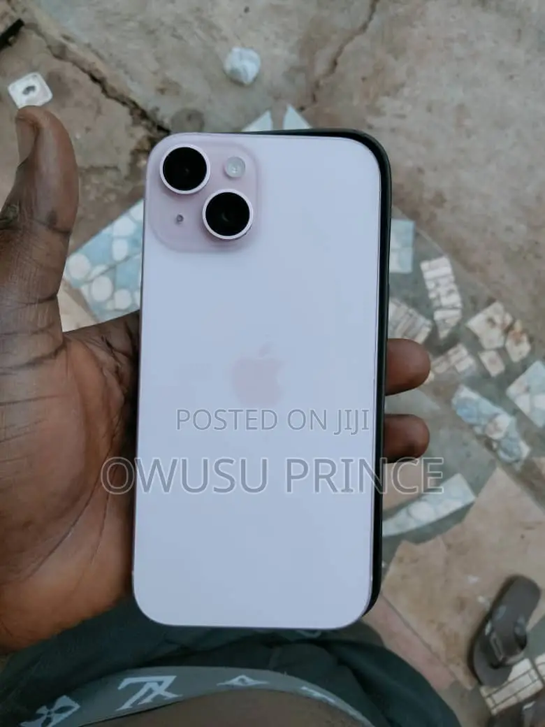 Apple iPhone 15 256 GB Pink