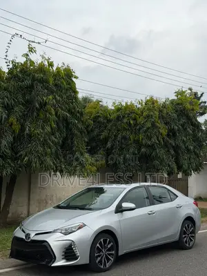 Toyota Corolla 2019 Silver