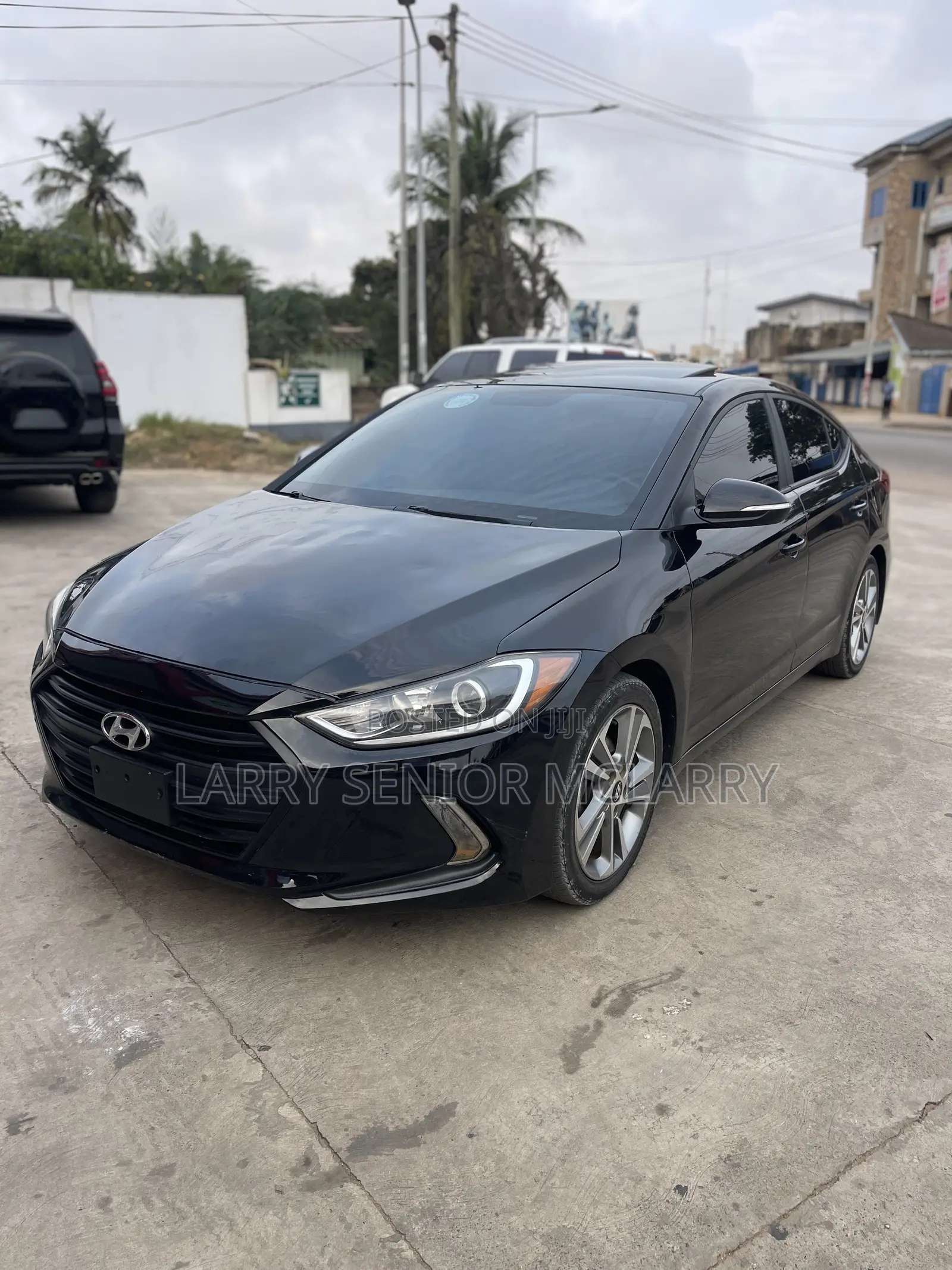 Hyundai Elantra Limited Sedan FWD (2.0L 4cyl 6A) 2017 Black
