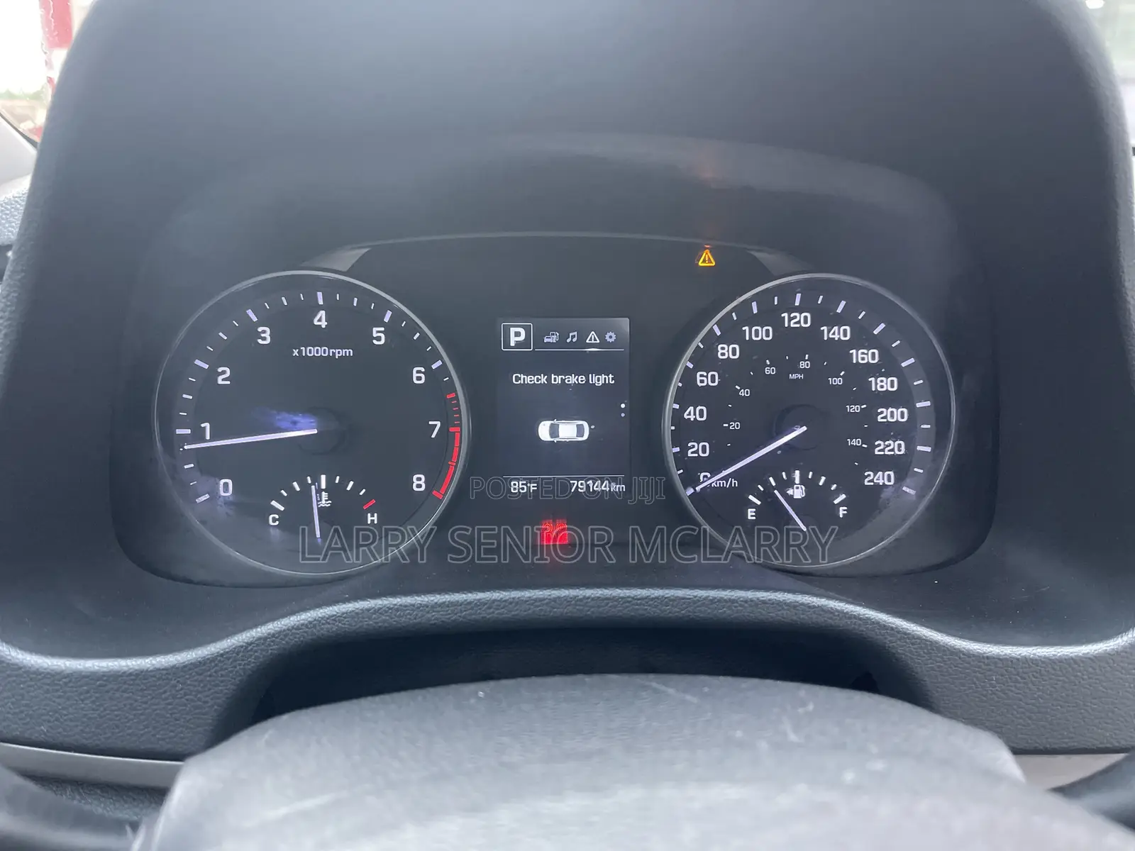 Hyundai Elantra Limited Sedan FWD (2.0L 4cyl 6A) 2017 Black