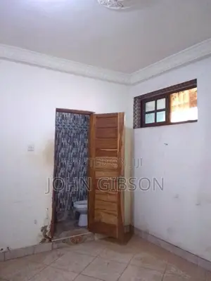 2bdrm Apartment in 2 Bedroom Apartment, Housing Down for rent
