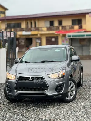 Mitsubishi Outlander 2015