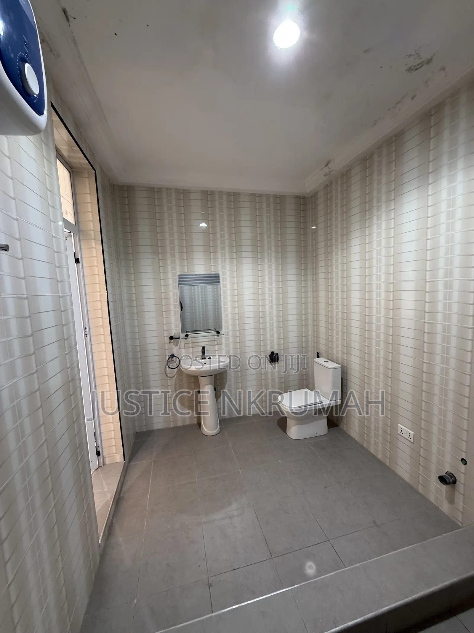 2bdrm Apartment in Mr. Justice Estate, West Hills Mall Area for rent