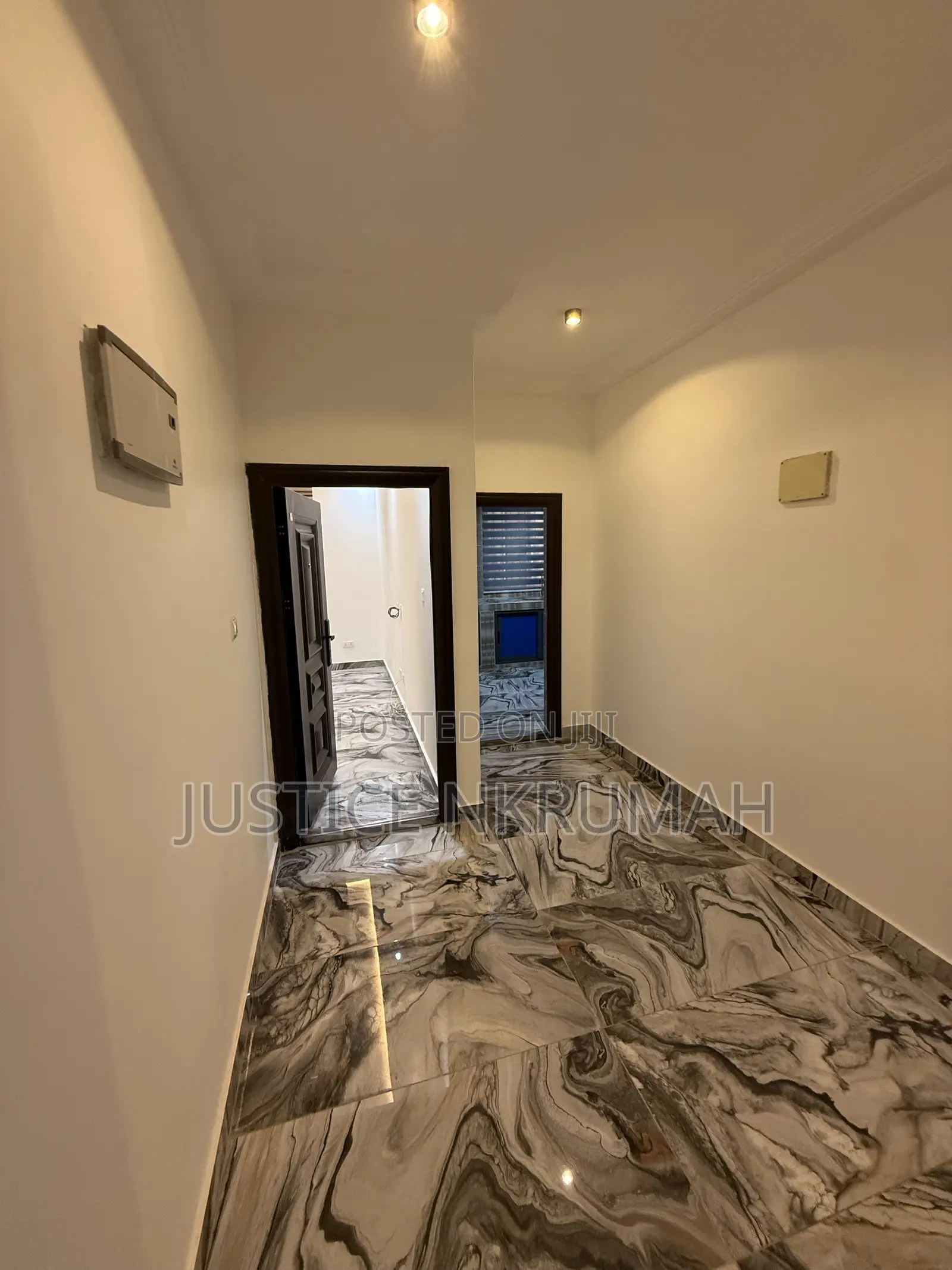 2bdrm Apartment in Mr. Justice Estate, West Hills Mall Area for rent