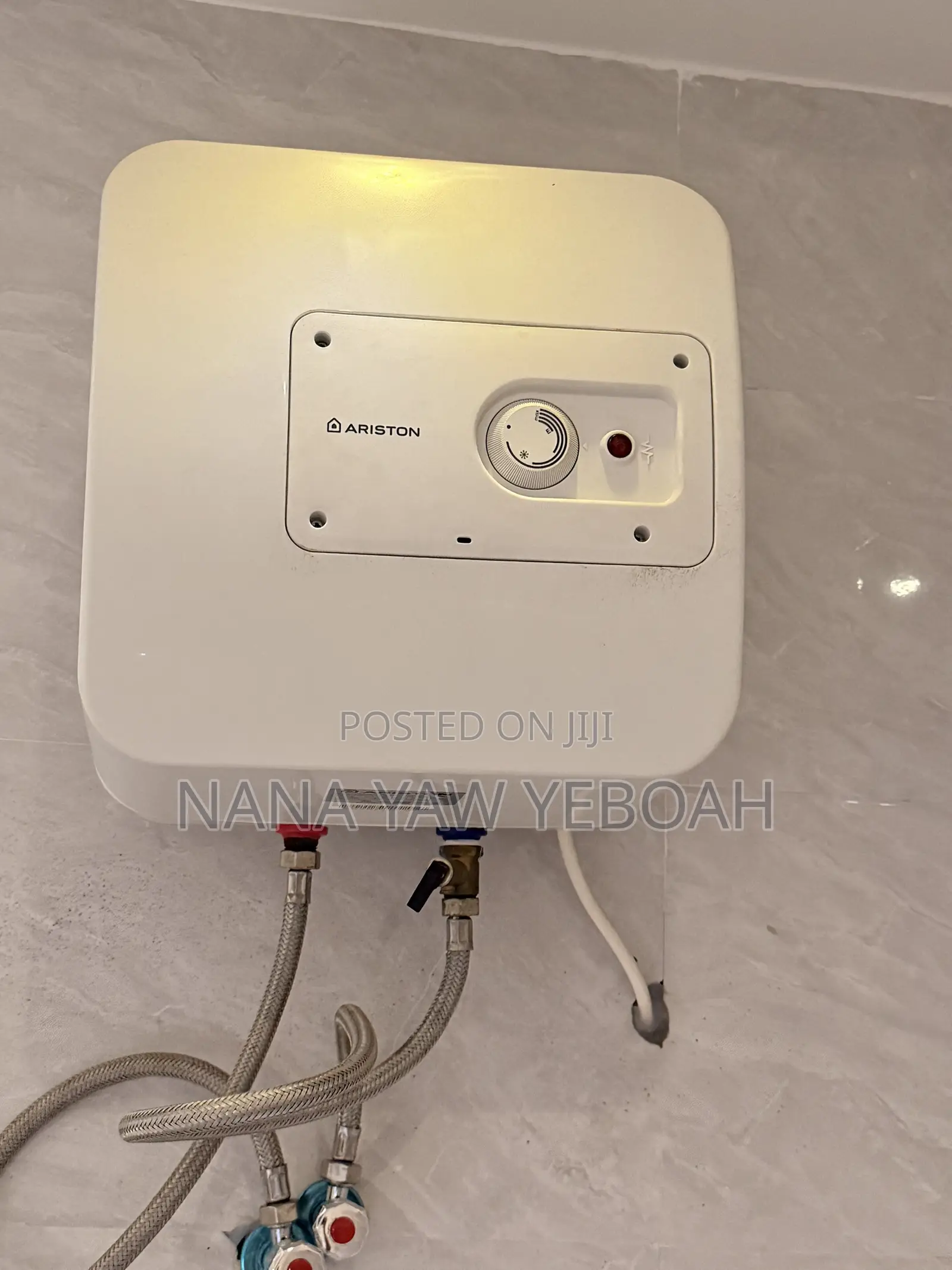 Ariston Electric Storage Water Heater, 30 Litres.