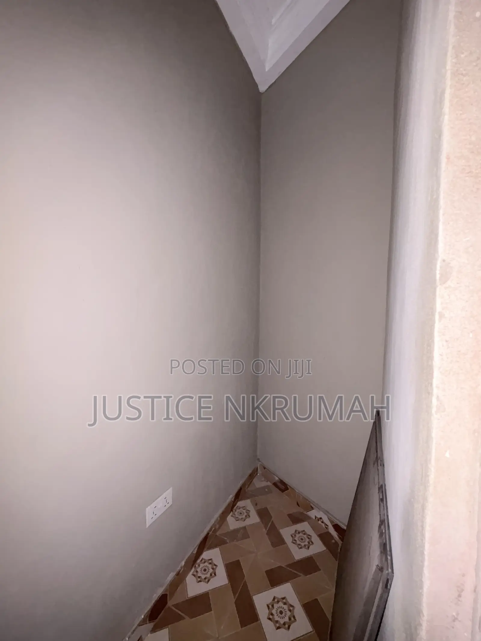 6bdrm Apartment in Mr. Justice Estate, Bortiano for rent