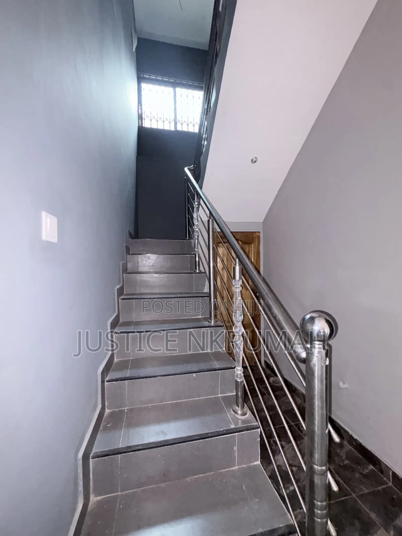 6bdrm Apartment in Mr. Justice Estate, Bortiano for rent
