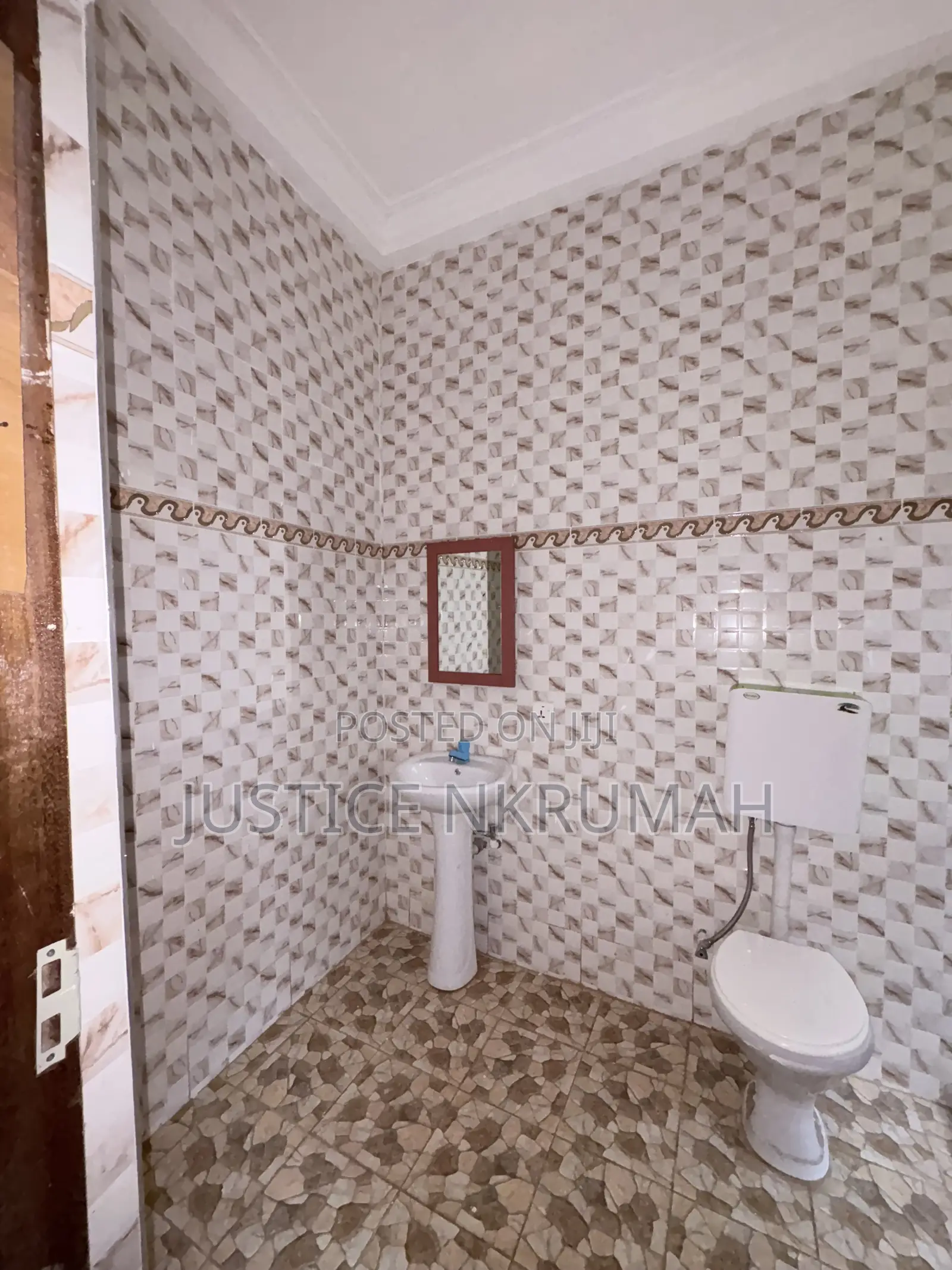 6bdrm Apartment in Mr. Justice Estate, Bortiano for rent