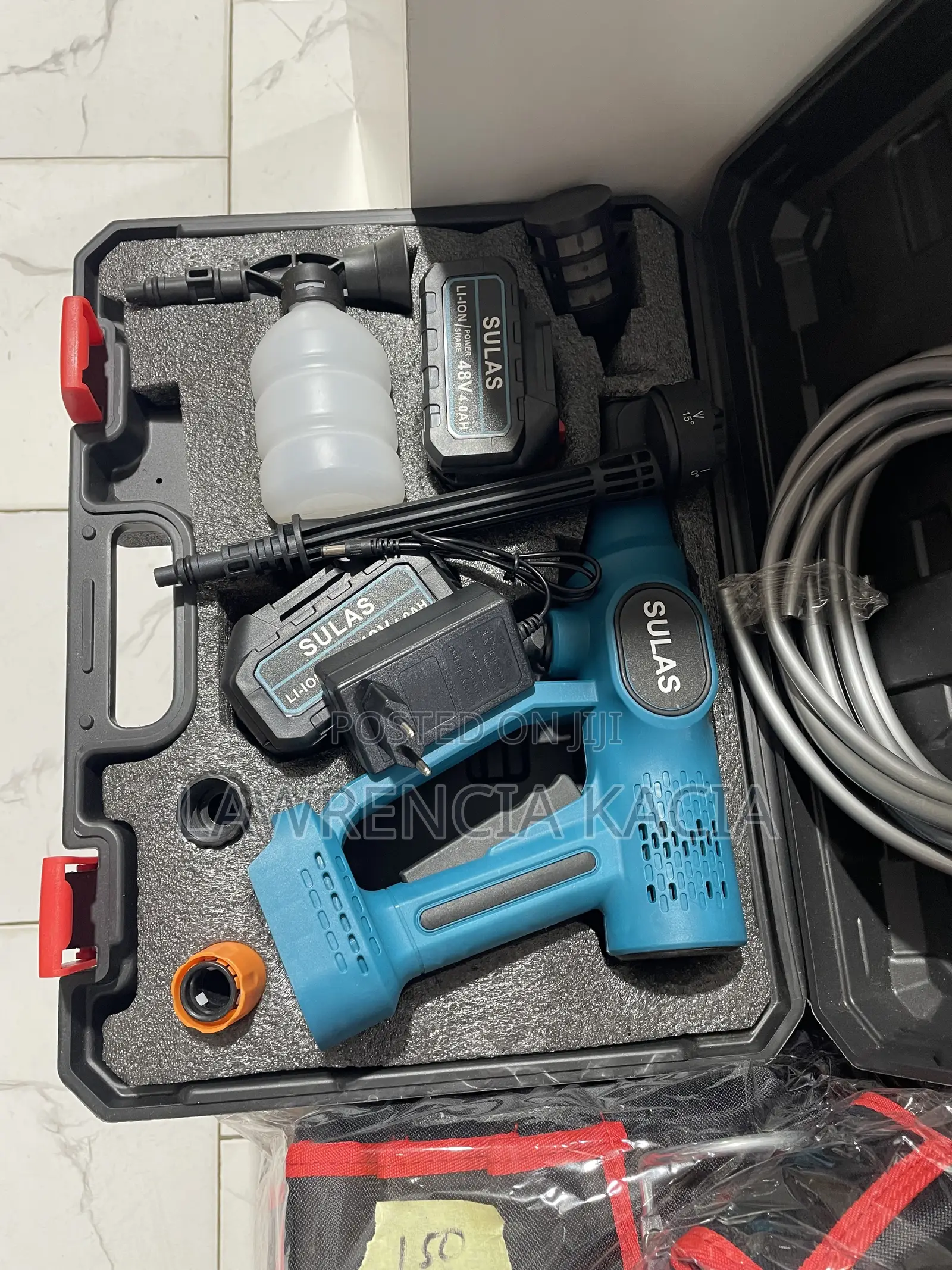 Cordless Pressure Washer