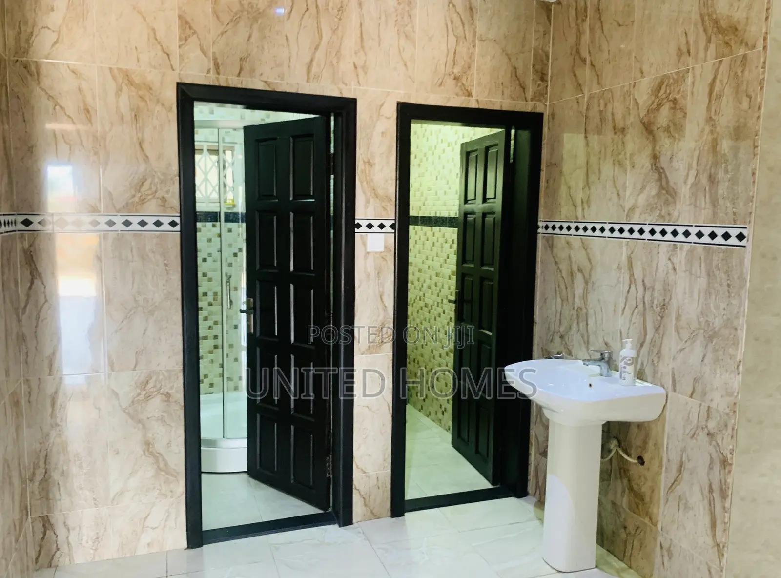 Furnished 7bdrm House in Adjiriganor for rent