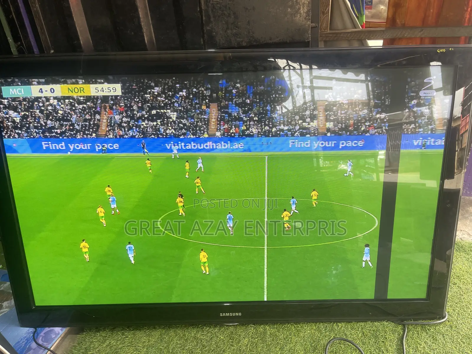 65inches Plasma Samsung TV