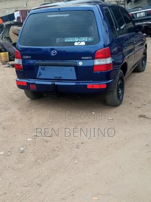 Mazda Demio 2003