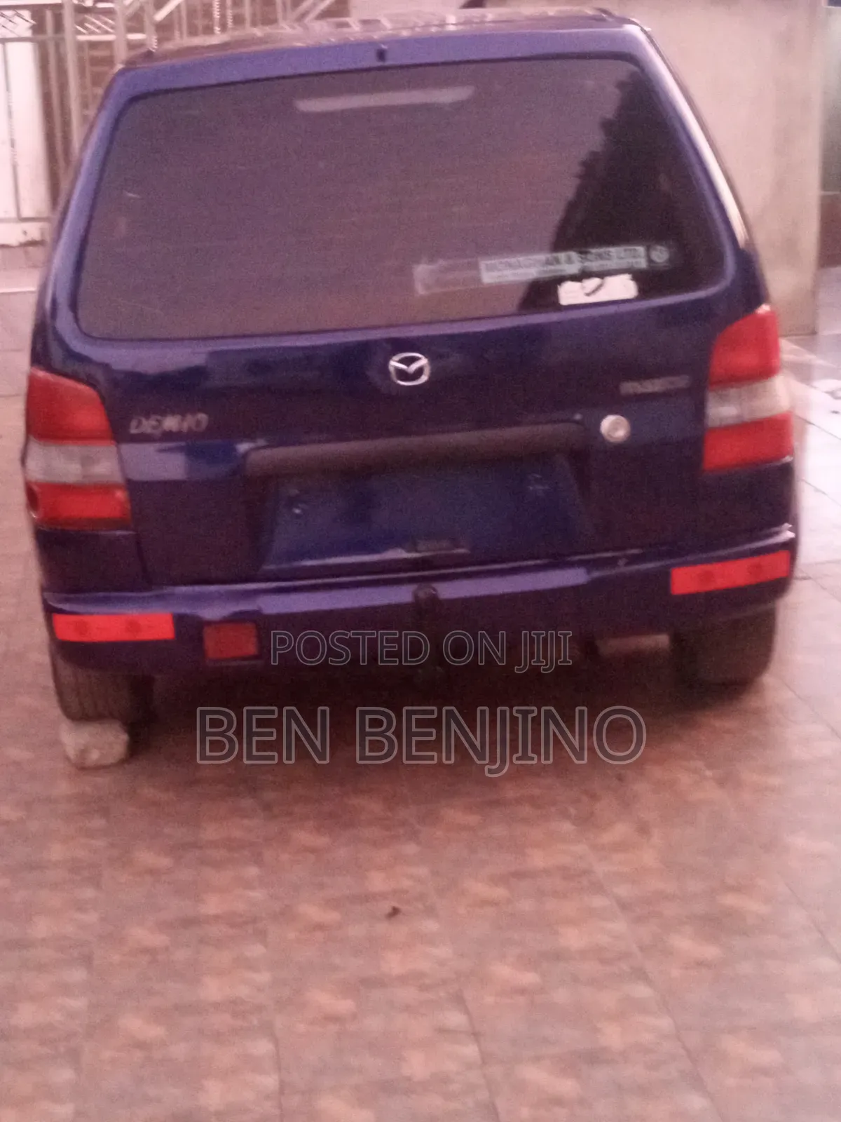 Mazda Demio 2003