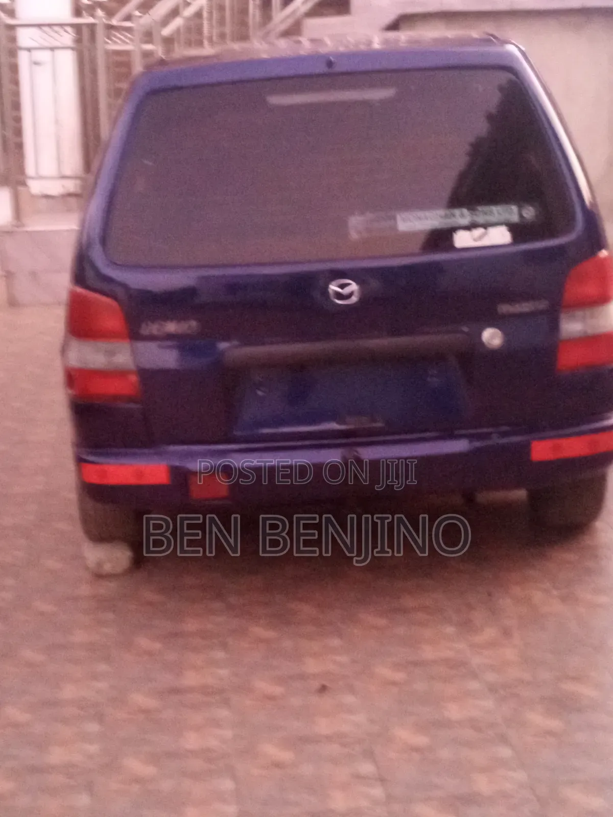 Mazda Demio 2003