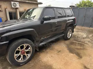 Nissan Patrol 2015 Black