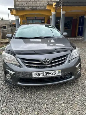 Toyota Corolla S 4dr Sedan (1.8L 4cyl 4A) 2013 Gray