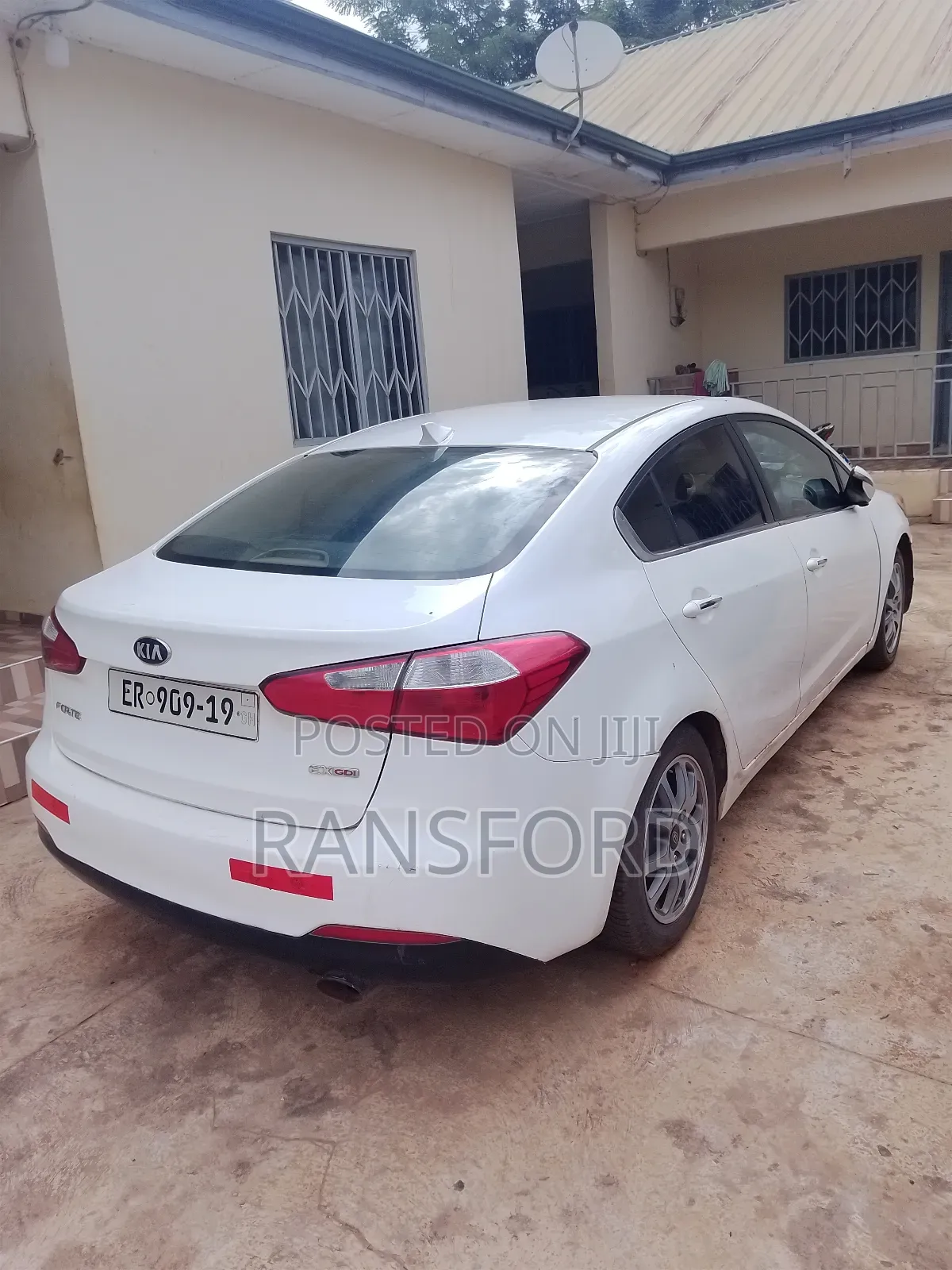 Kia Forte EX Sedan 2015 White