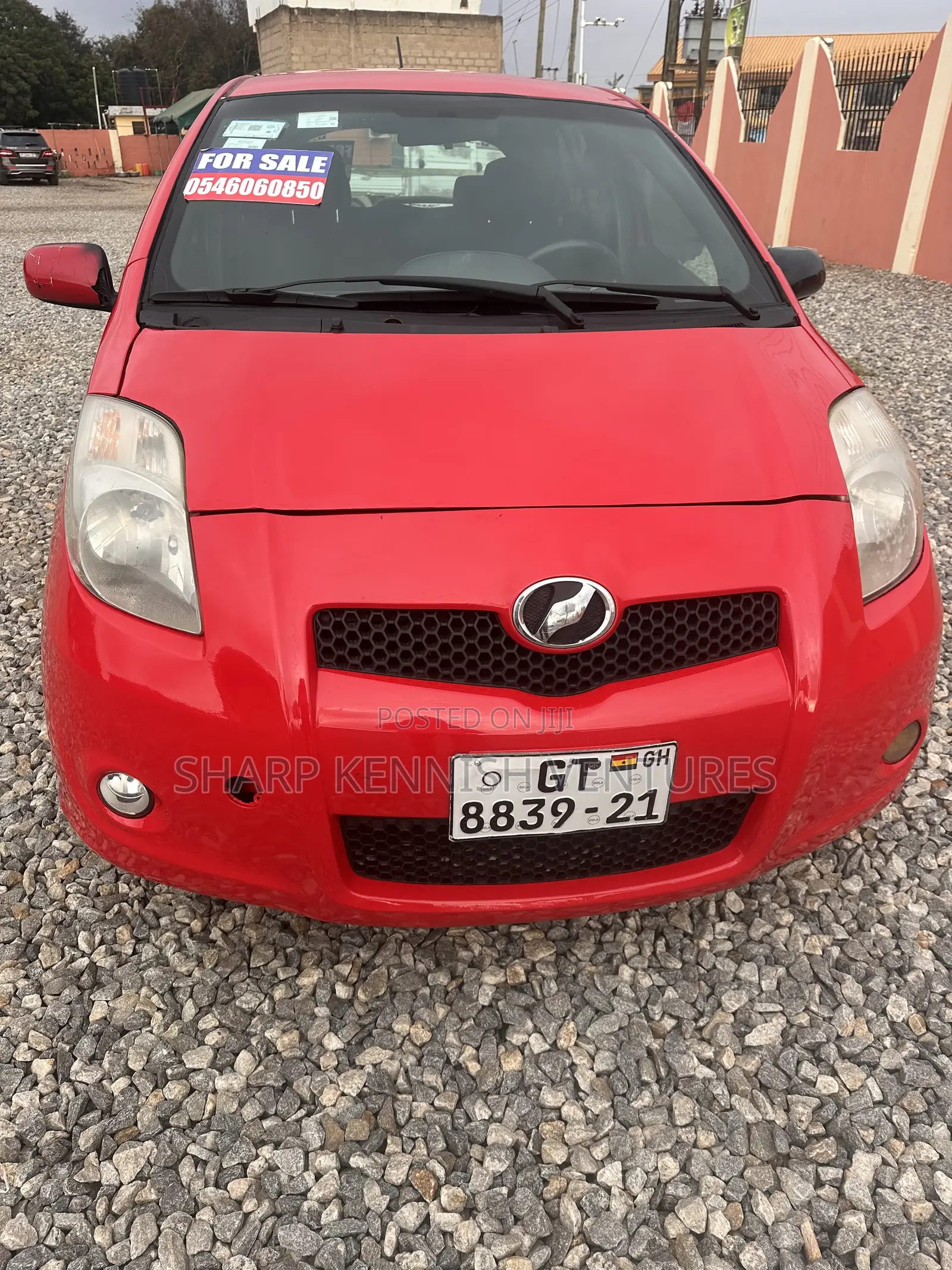 Toyota Vitz 1.5 FWD 3dr 2010 Silver