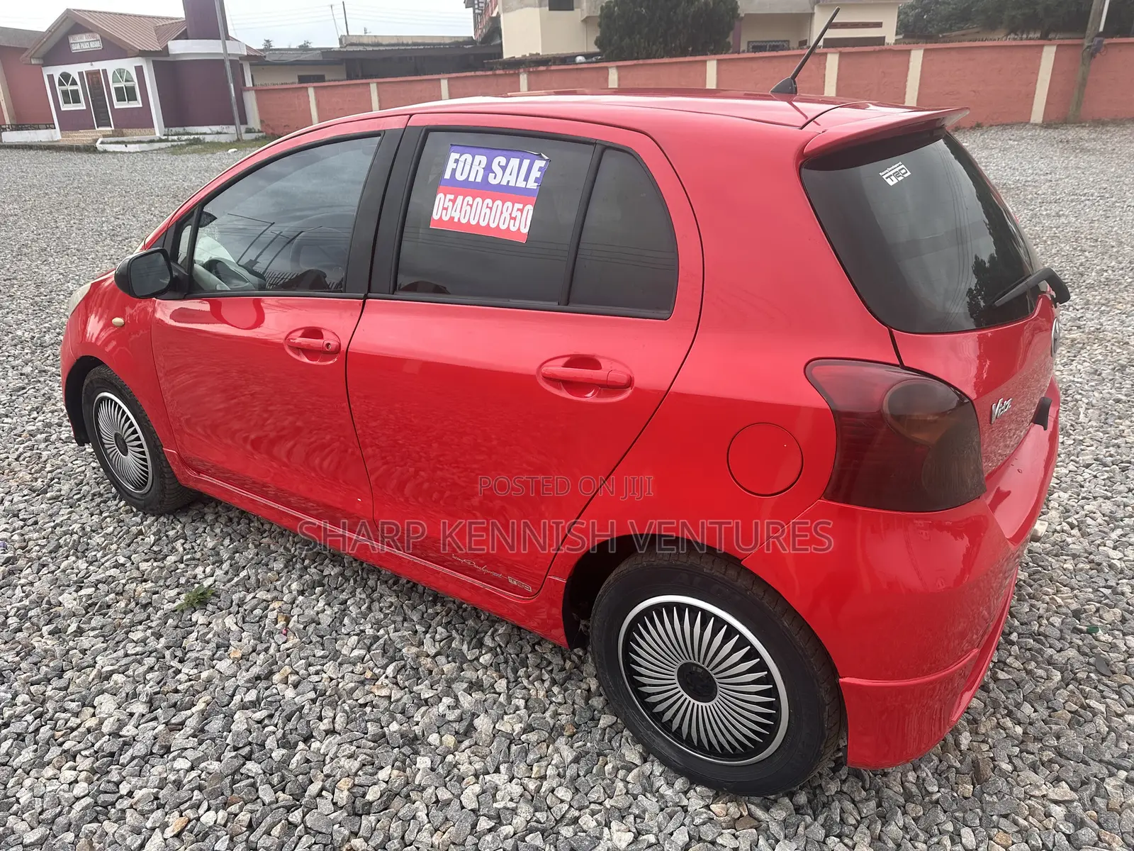 Toyota Vitz 1.5 FWD 3dr 2010 Silver