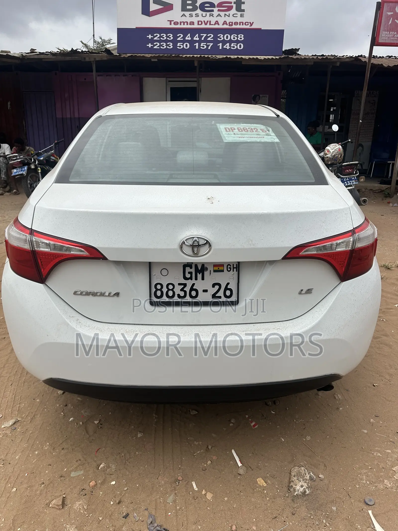 Toyota Corolla LE Eco 4dr Sedan (1.8L 4cyl CVT) 2014 White