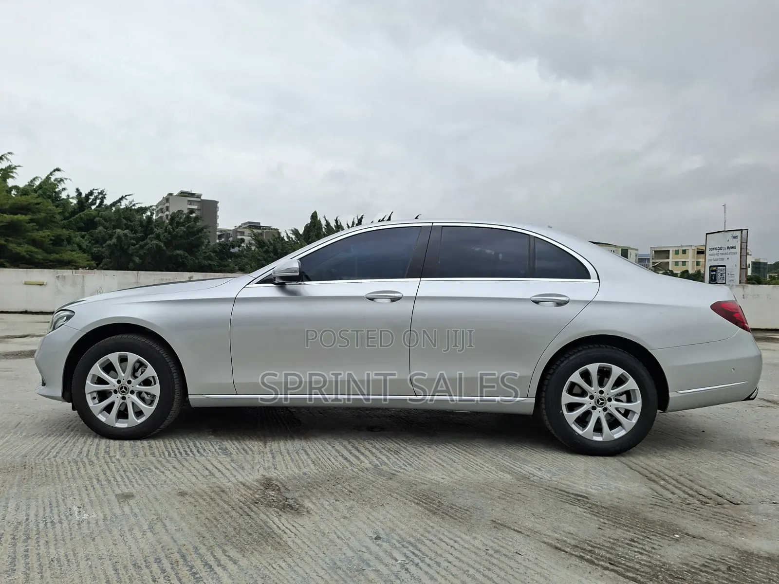 Mercedes-Benz E200 2020 Silver