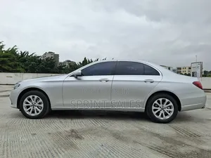 Mercedes-Benz E200 2020 Silver