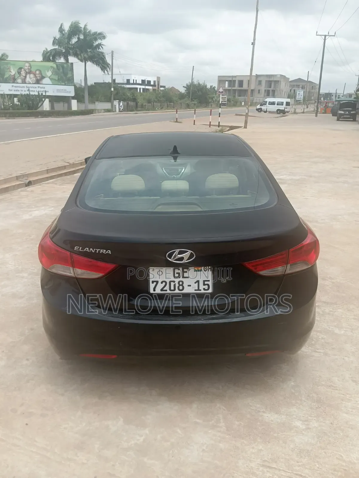 Hyundai Elantra Limited Sedan FWD (1.8L 4cyl 6A) 2013 Black