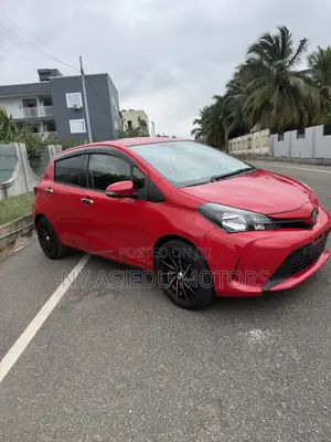 Toyota Vitz 1.3 FWD 5dr 2016 Red