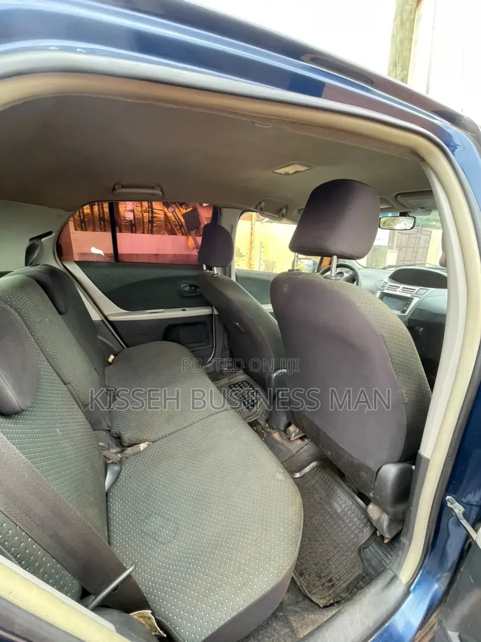 Toyota Vitz 2009 Blue