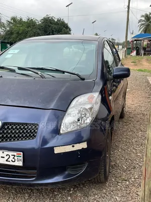 Toyota Vitz 2009 Blue