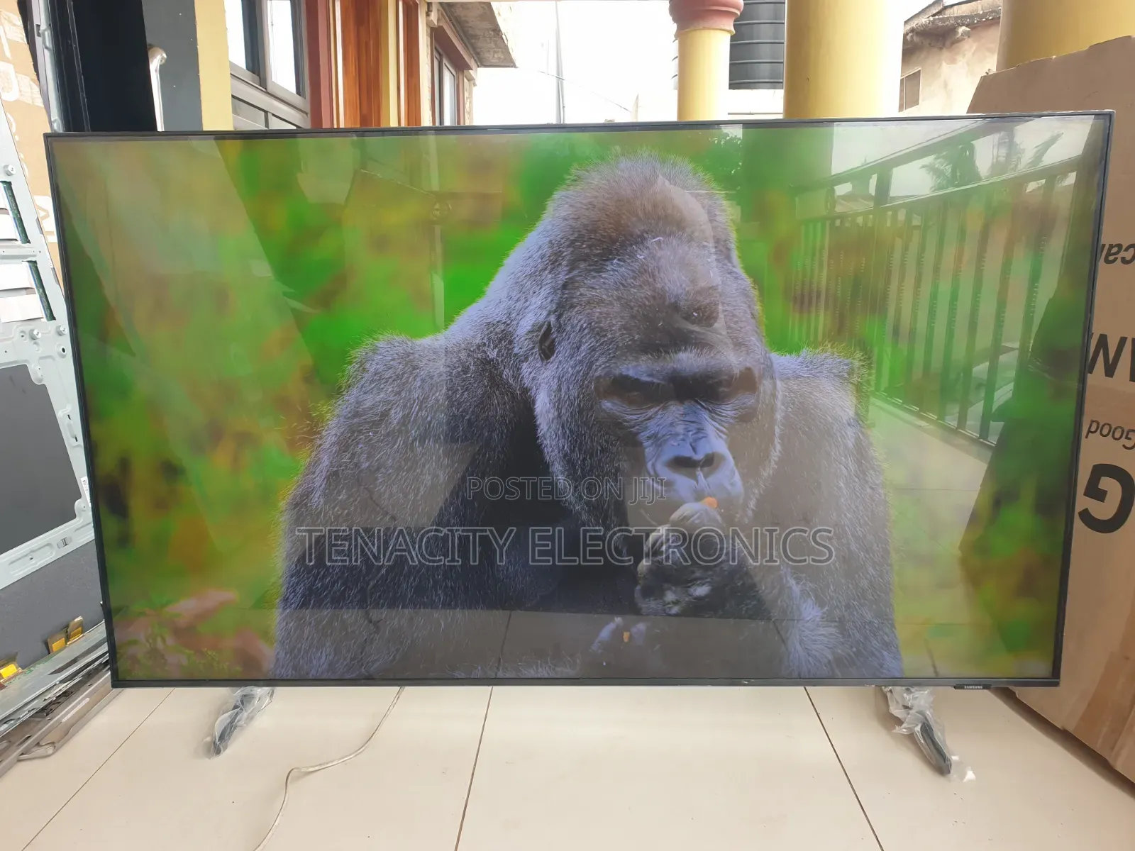 New 55 Airslim Samsung Crystal Uhd HDR Smart Satellite TV