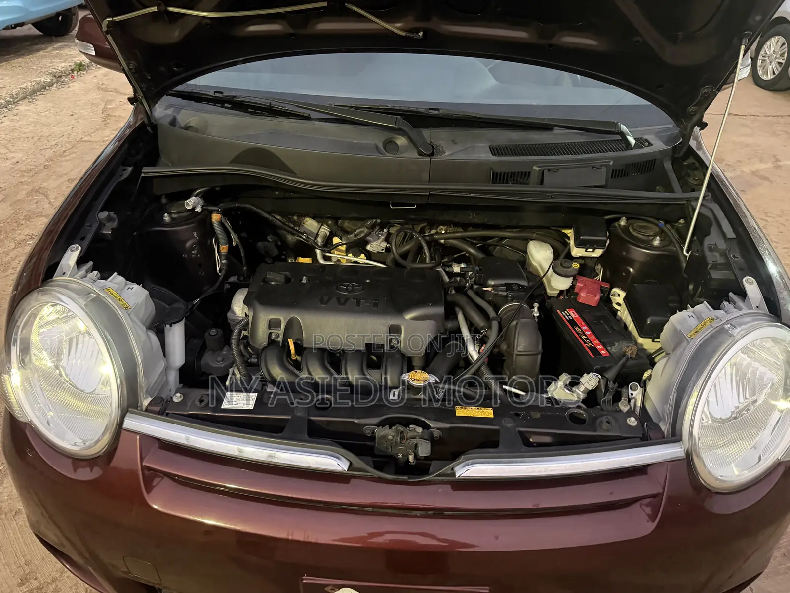 Toyota Sienta 1.5 AWD 2012 Brown