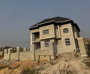5bdrm House in Kumasi Metropolitan for sale