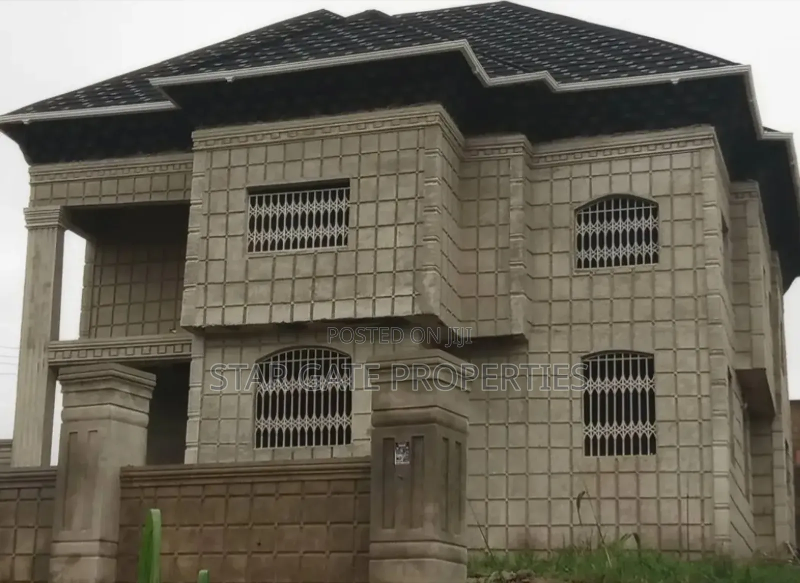 5bdrm House in Kumasi Metropolitan for sale