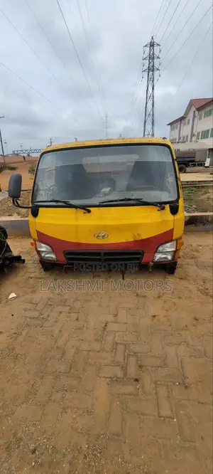 HYUNDAI Mighty Ca In