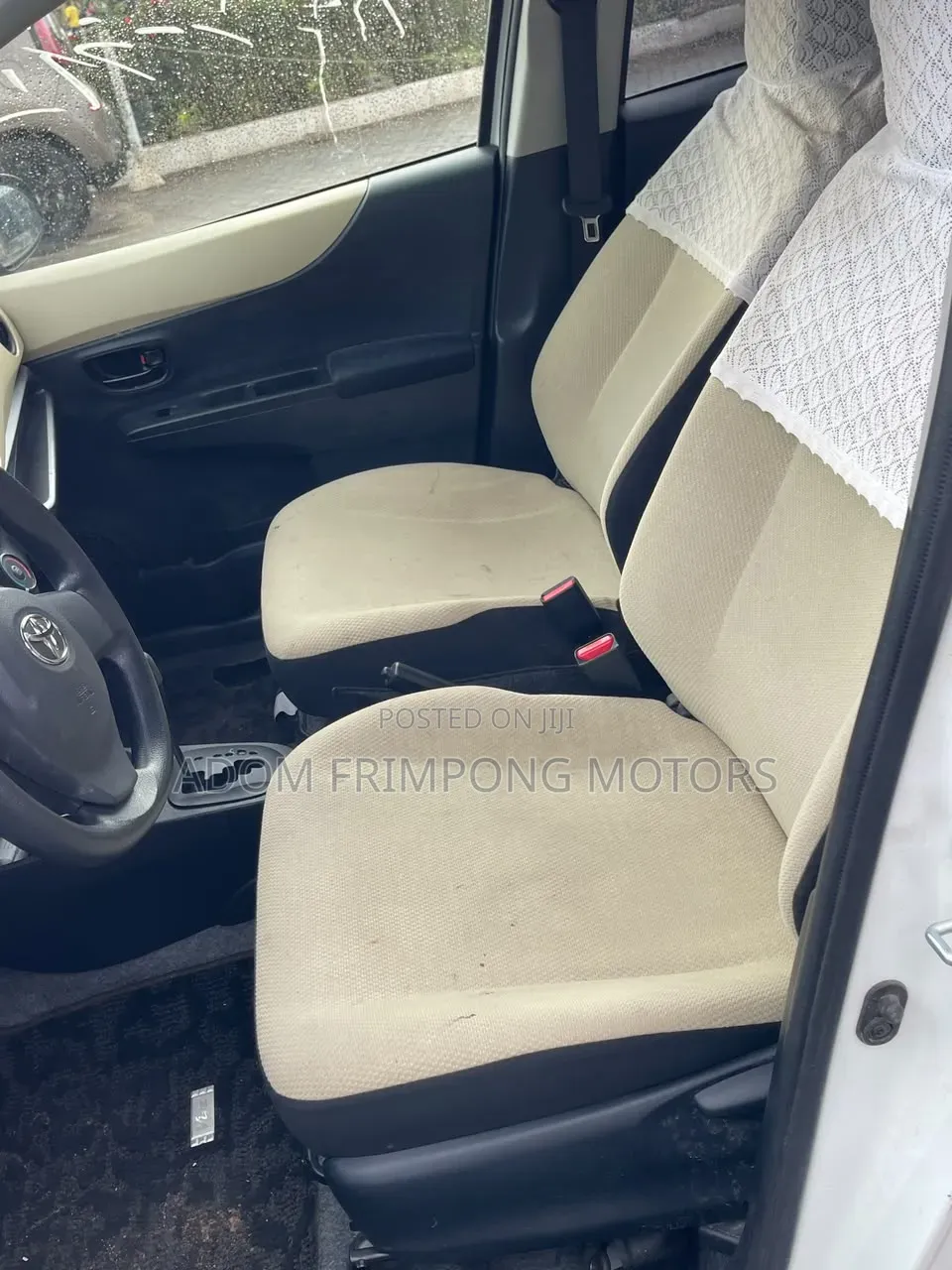 Toyota Vitz 2013 White