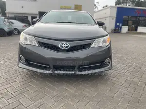 Toyota Camry 2014 Gray