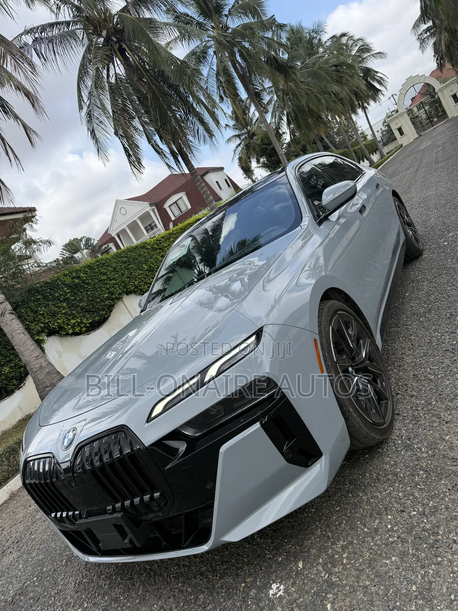 BMW 740 2023 Gray