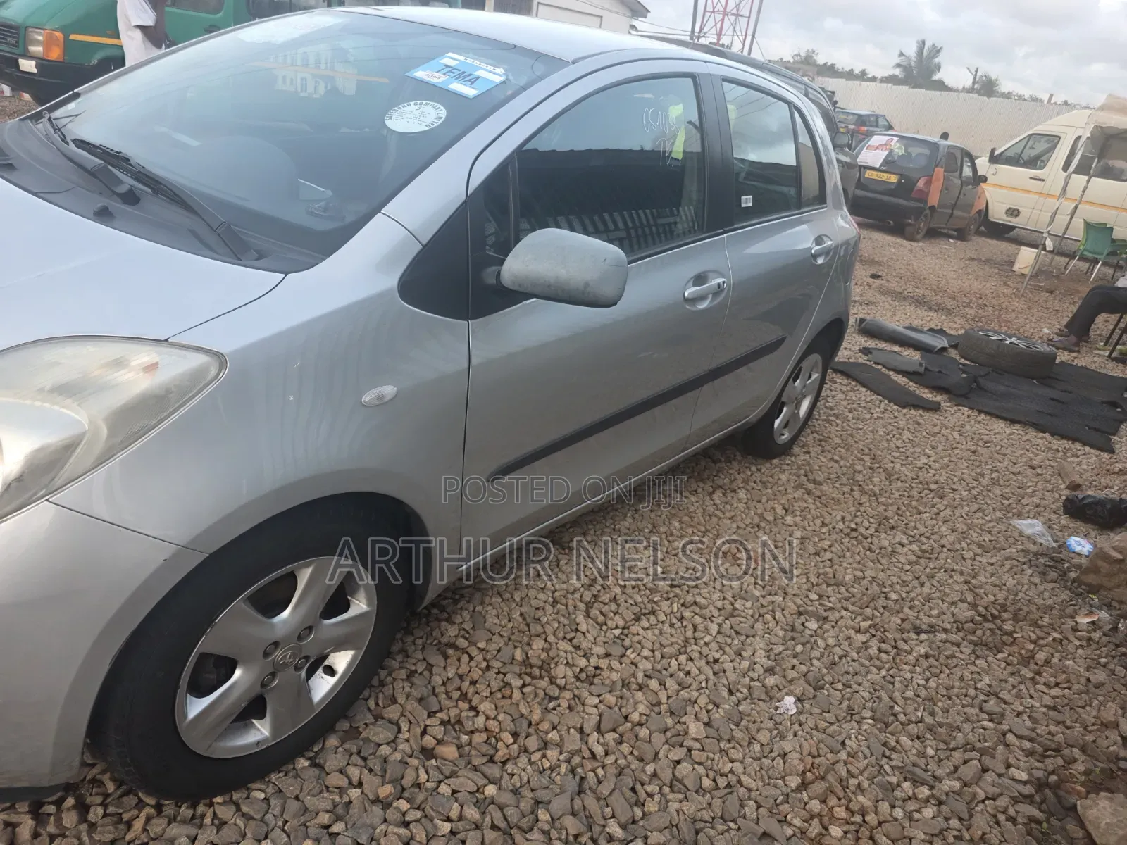Toyota Yaris 2009 Silver
