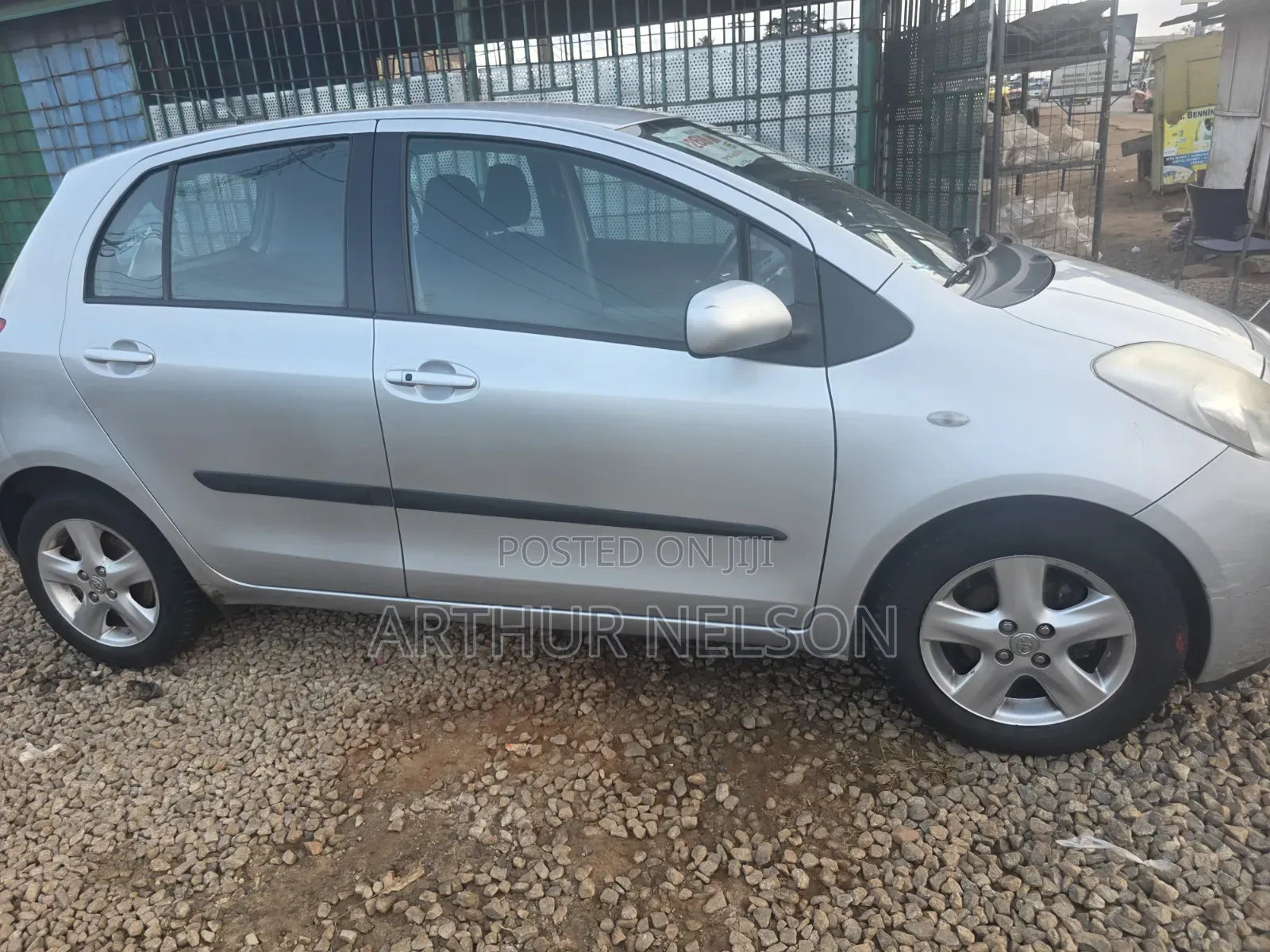Toyota Yaris 2009 Silver